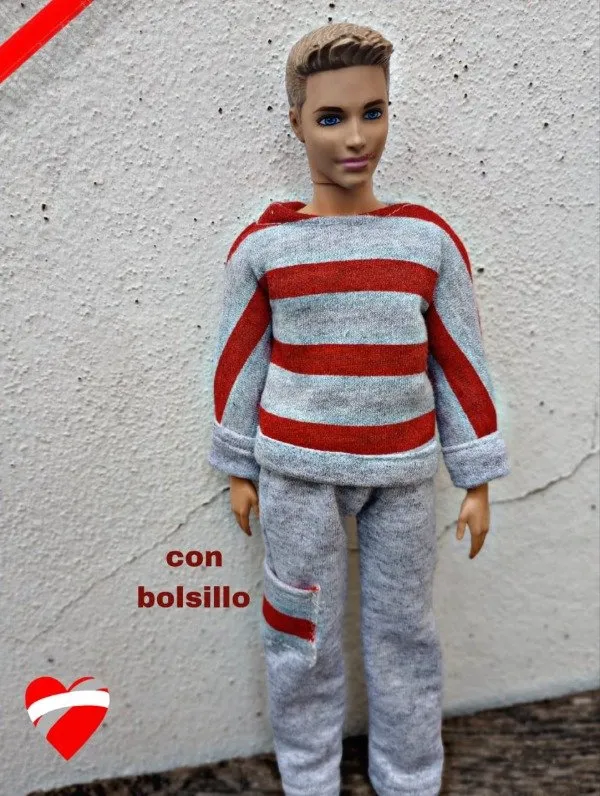 Conjunto jogging gris rayas rojas