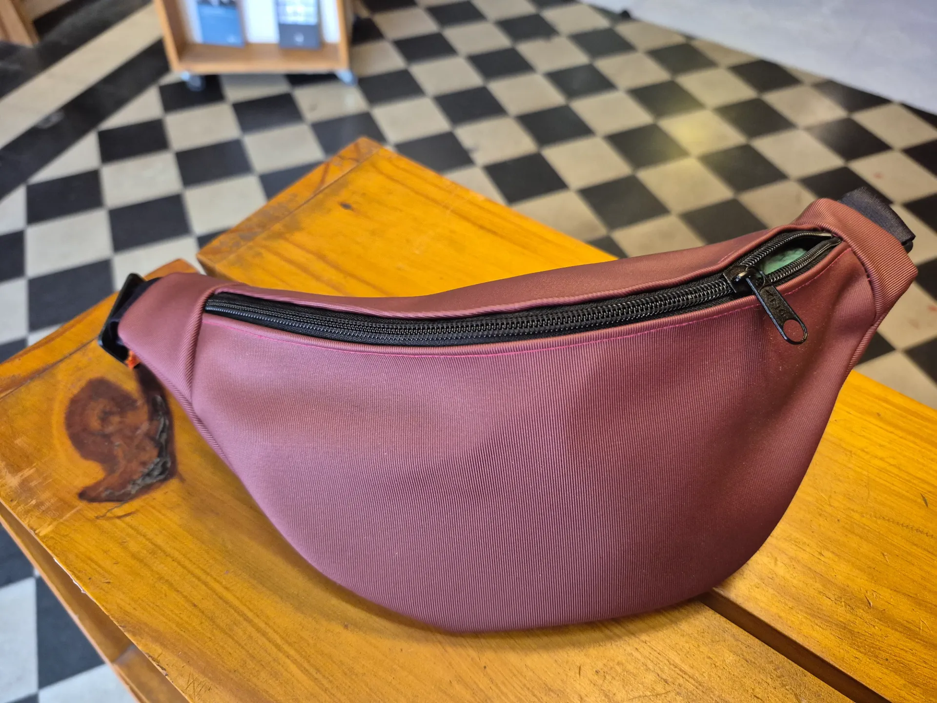 [PROD615] Riñonera cuerina simple
